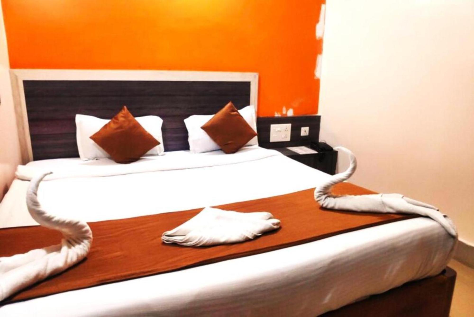 Hotel Krishna Residency Puri Near Sea Beach Best Choice Of Travellers By Morservices المظهر الخارجي الصورة