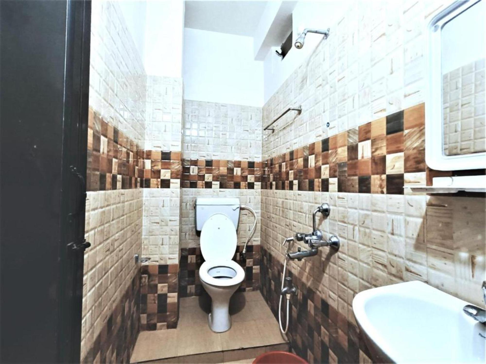 Hotel Krishna Residency Puri Near Sea Beach Best Choice Of Travellers By Morservices المظهر الخارجي الصورة