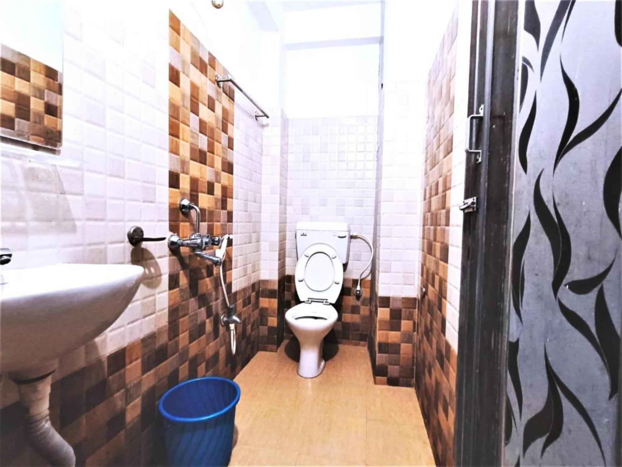 Hotel Krishna Residency Puri Near Sea Beach Best Choice Of Travellers By Morservices المظهر الخارجي الصورة
